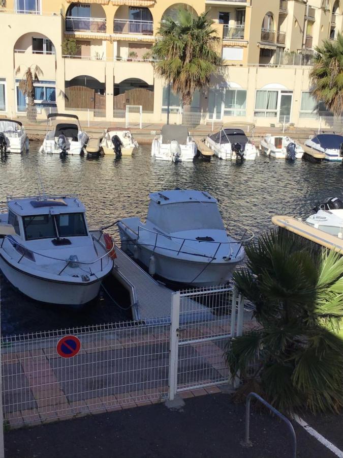 Studio Climatise Classe 2 Dans Marina Proche Mer Et Etang - Lit Wifi Fibre Et Parking Prive แซ็ต ภายนอก รูปภาพ